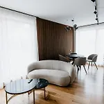 Evo Taietura Turcului Apartamento