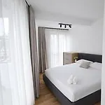 Evo Taietura Turcului Apartamento *