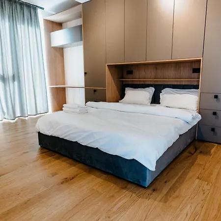 Evo Taietura Turcului Appartement